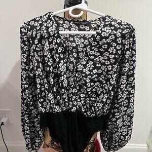 SHEIN Monochrome Floral Blouse
